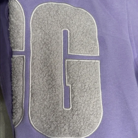 UGG Logo light purple Hoodie XL - Picture 9 of 11